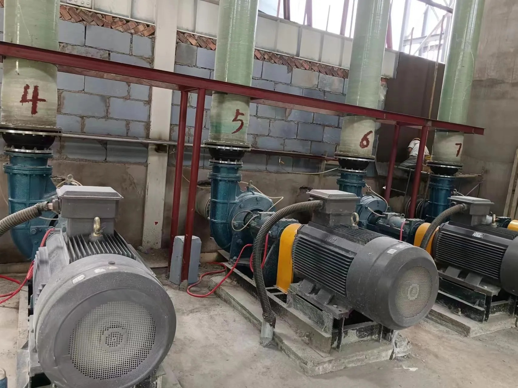 FGD slurry pump for power plant desulphurisation FGD slurry pump installed at a power plant.